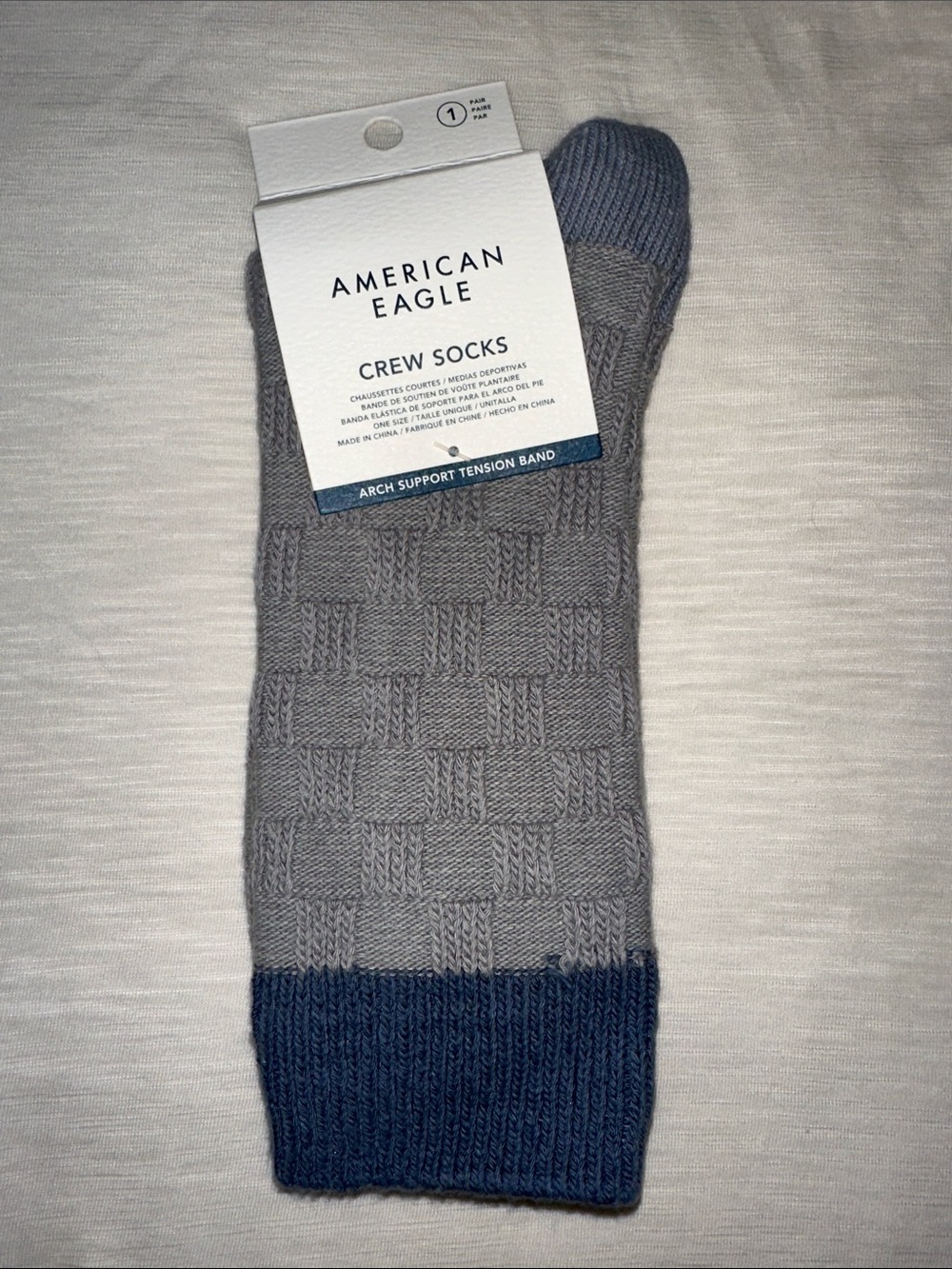 AE Men’s Blue Gray Check Knit Crew Cotton Blend Socks